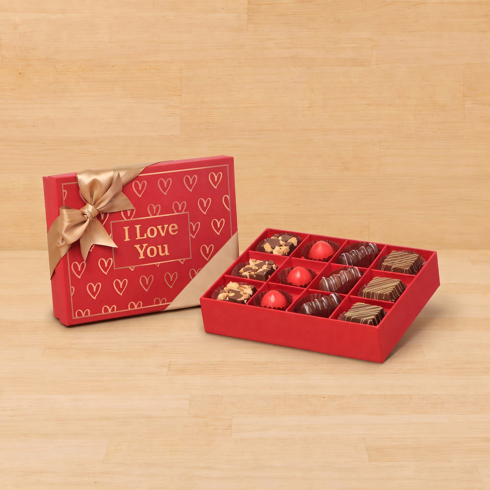 Outline heart designed "I Love You" 12P premium chocolate gift box