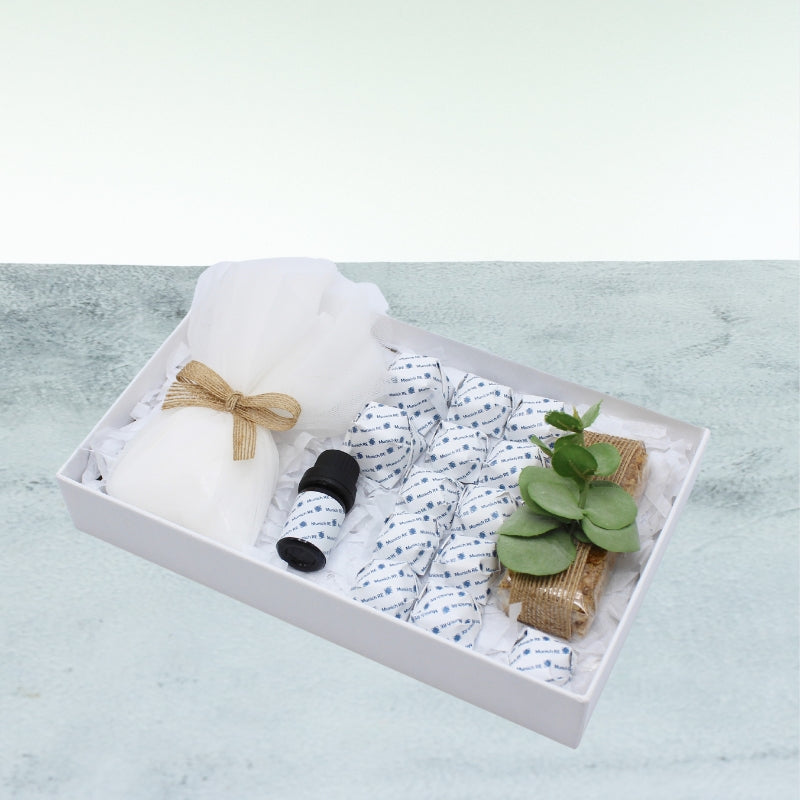 Set of 4 Corporate customized premium chocolate & souvenir hard box