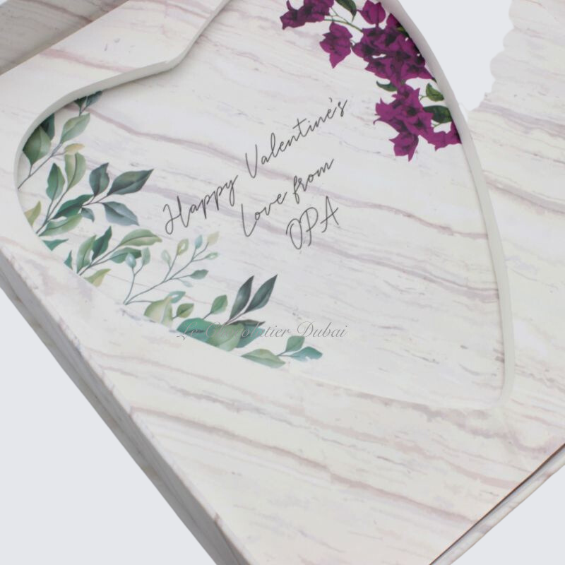 Corporate customized big heart premium chocolate with hammer printed magnetic box