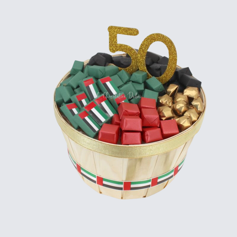 National day designed chocolate wooden hamper