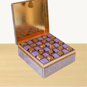 Magnetic chocolate hard box