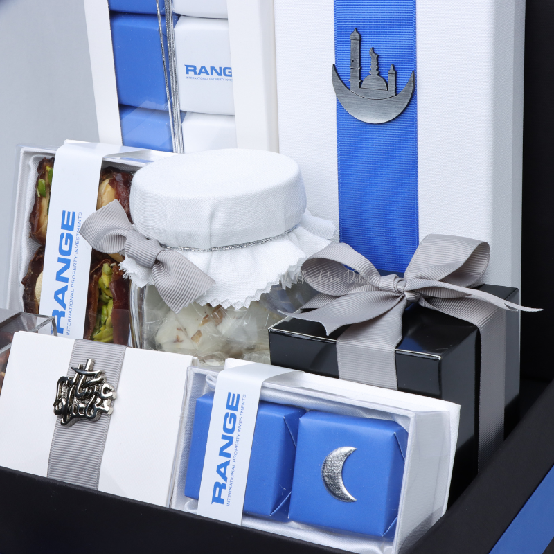 Corporate customized premium chocolate & sweets extra large hamper