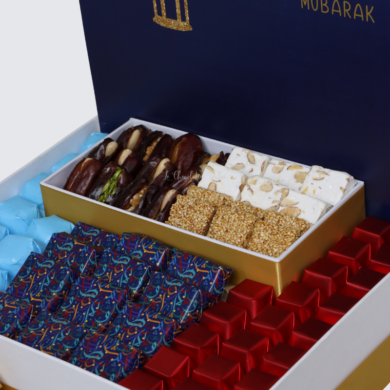 Ramadan mubarak designed chocolate & sweets extra large hamper