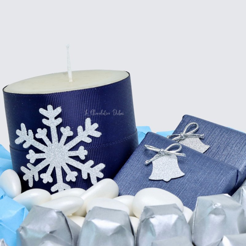 Christmas decorated candle & chocolate round tray