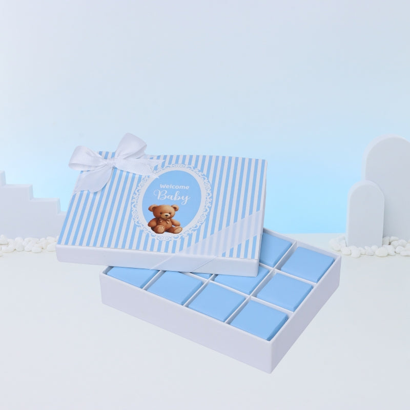 Baby boy " welcome baby " teddy designed 12-piece chocolate hard box