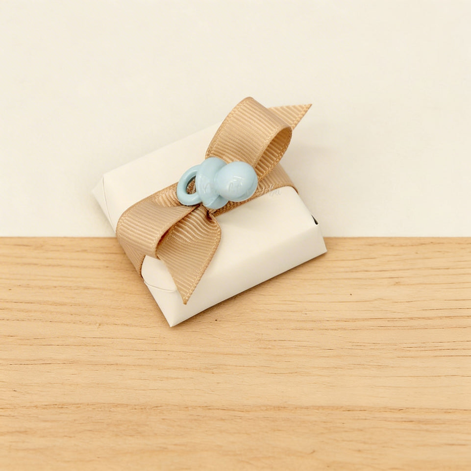 Baby pacifier decorated loose premium chocolate