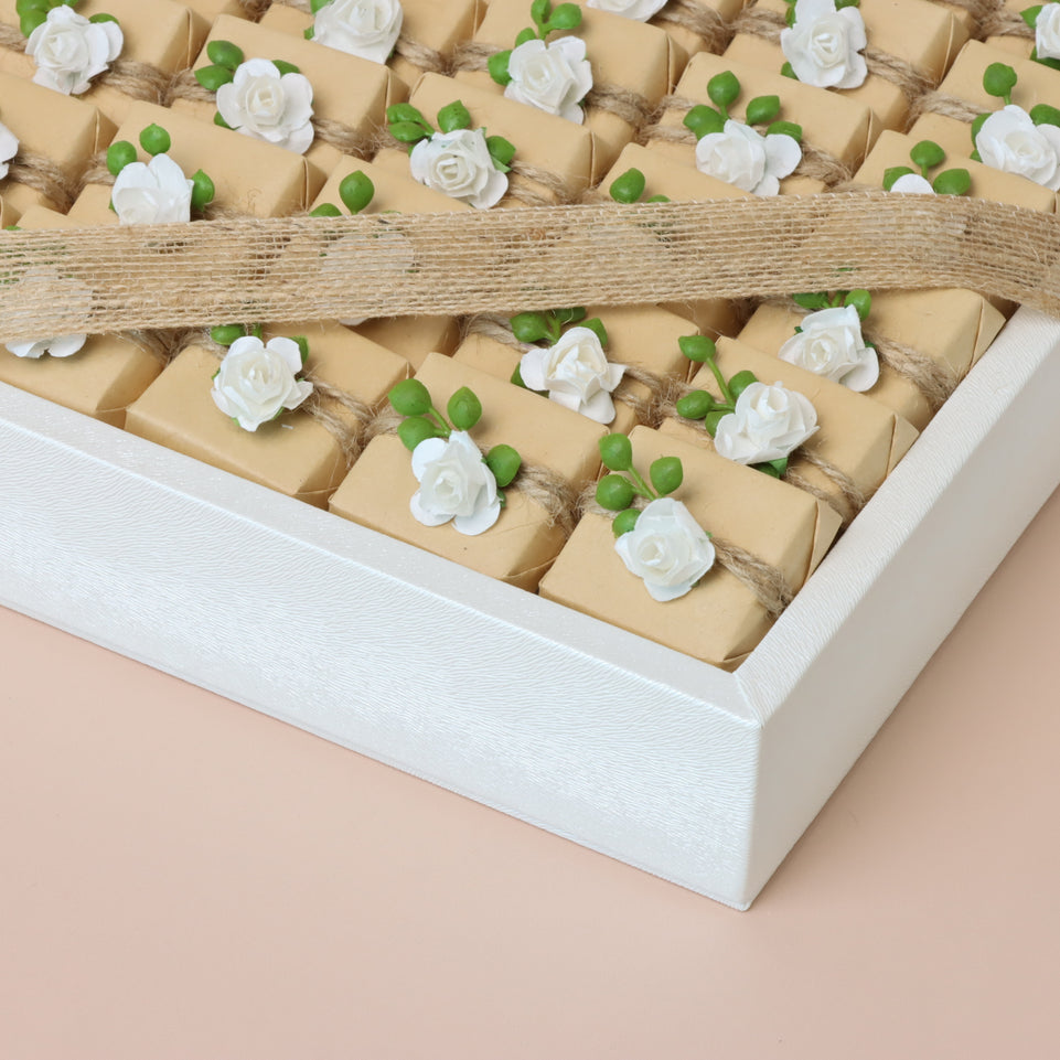 Premium decorated gift medium tray