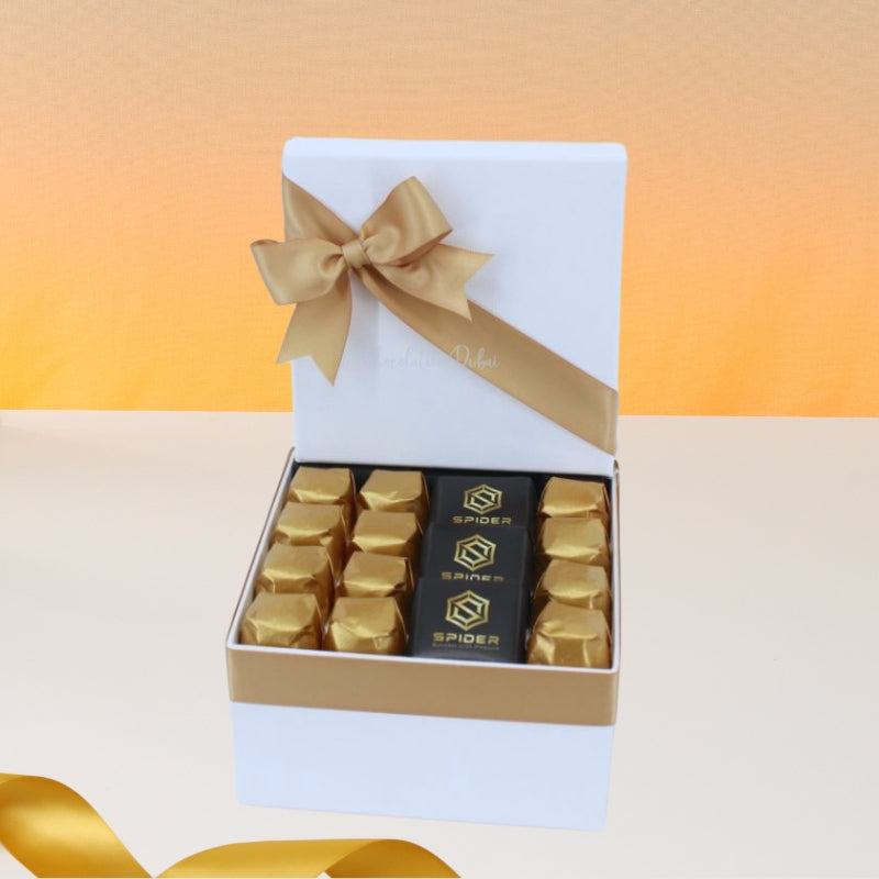Corporate customized premium chocolate small hamper