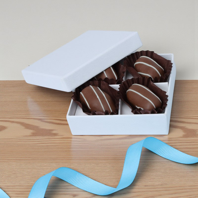 Set of 20 premium chocolate coated dates hard box