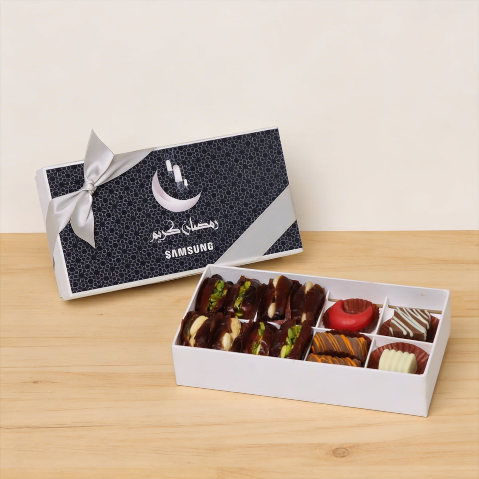 Set of 6 Corporate customized ramadan kareem designed chocolate 8P hard box