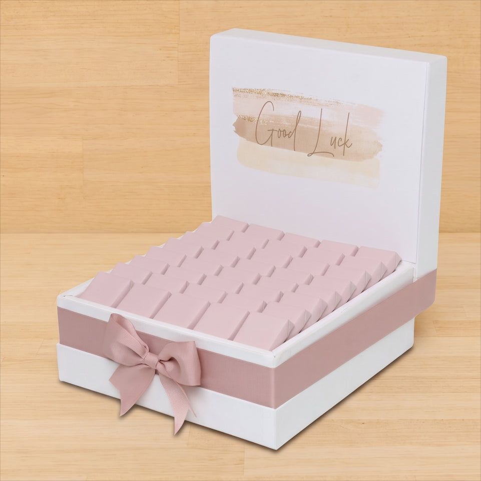 Good luck stain designed premium chocolate large hamper