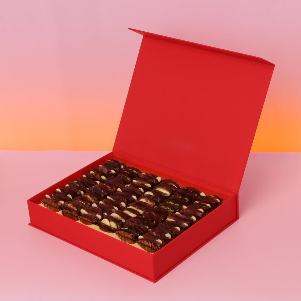 Set of 2 Ramadan Kareem corporate customized dates magnetic box