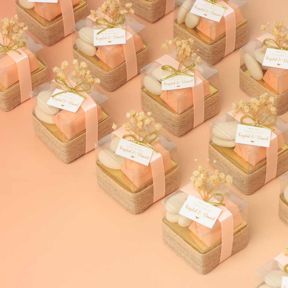Set of 20 Bridal chocolate & almond dragees clear box
