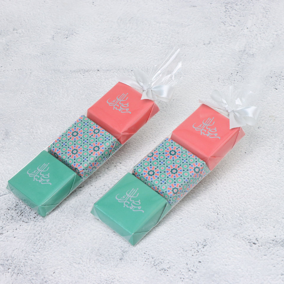 Set of 20 Ramadan pattern designed 3-piece chocolate set giveaway