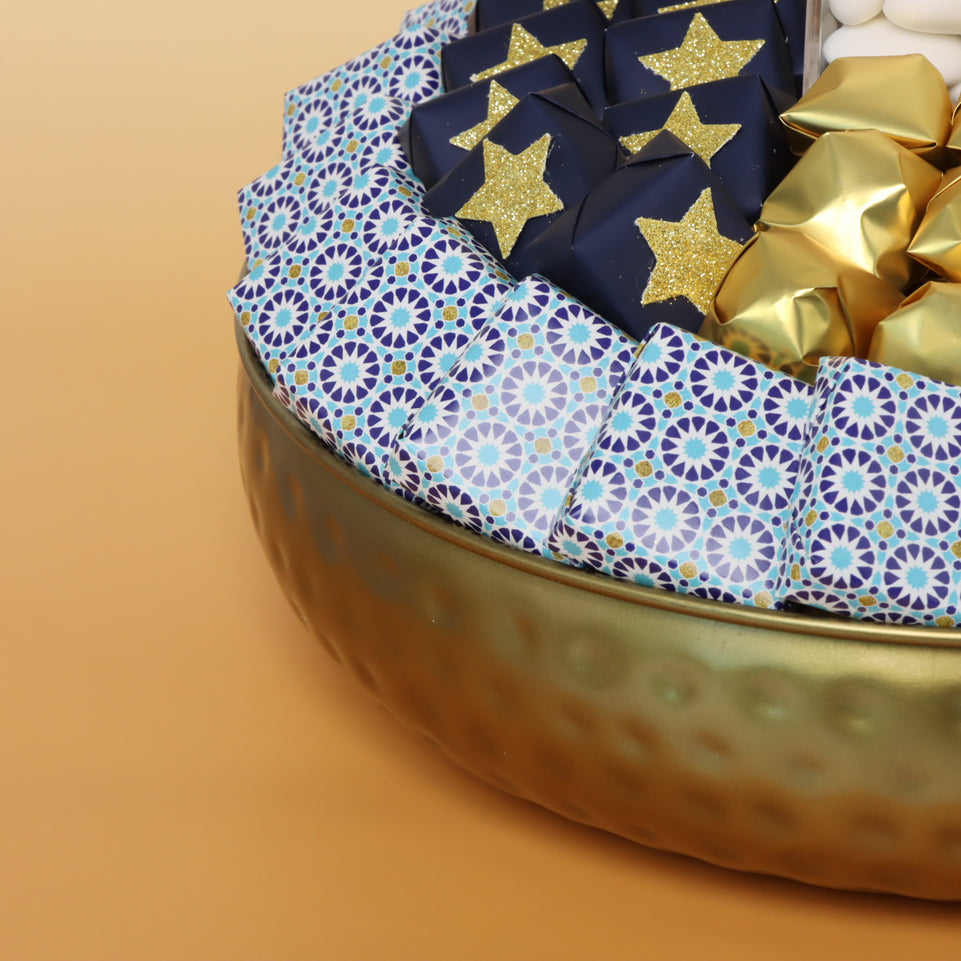 Flower decorated designed chocolate metallic tray