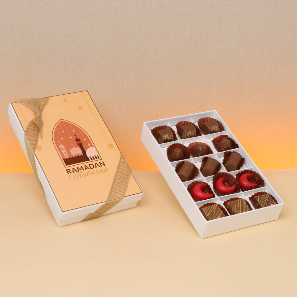 Ramadan mubarak mosque designed chocolate 15-piece hard box