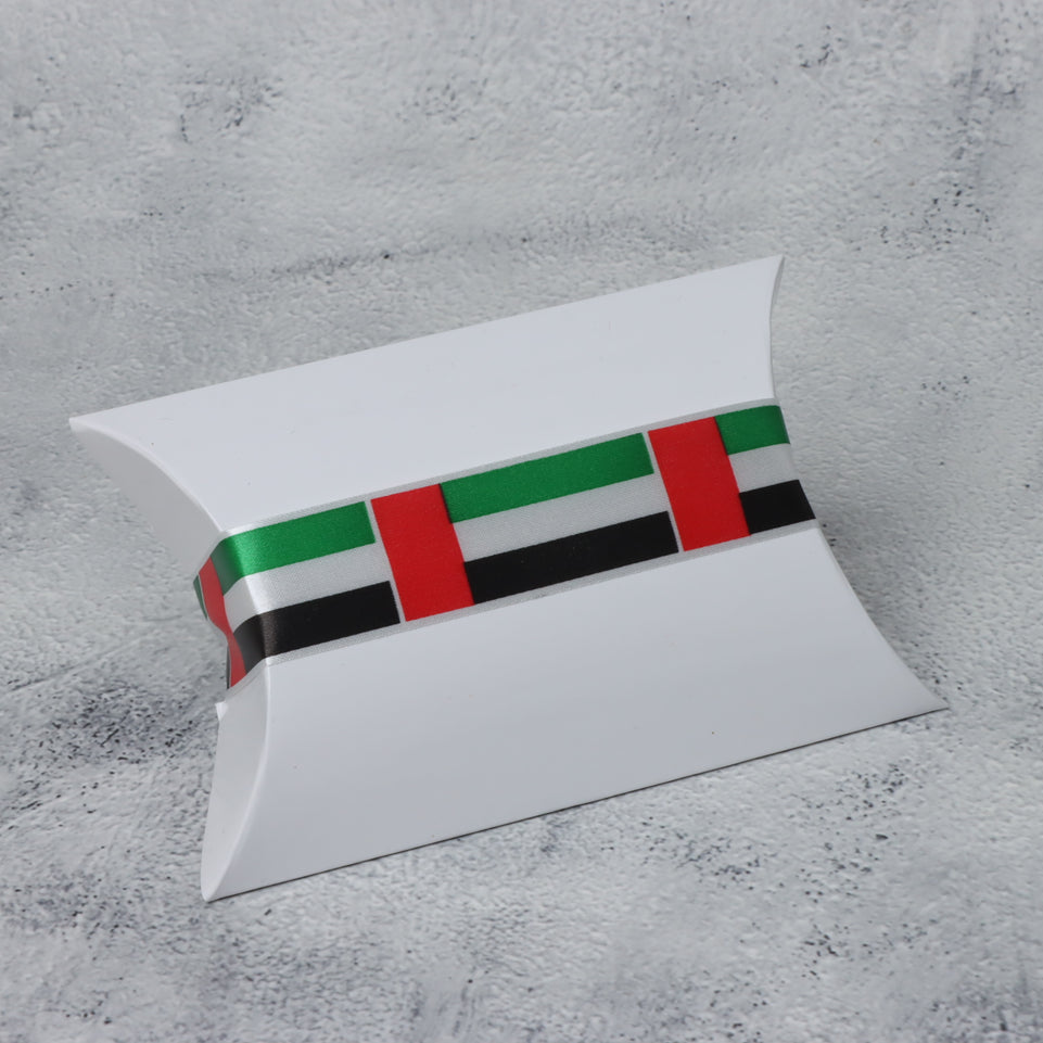 Set of 20 National day premium chocolate and almond dragees pillow box
