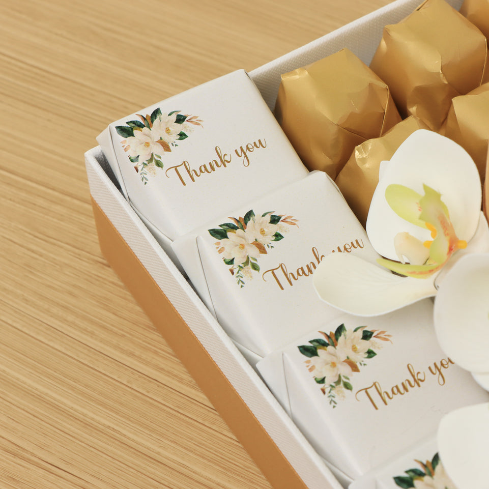 Rustic designed "thank you" premium chocolate & sweet small hamper
