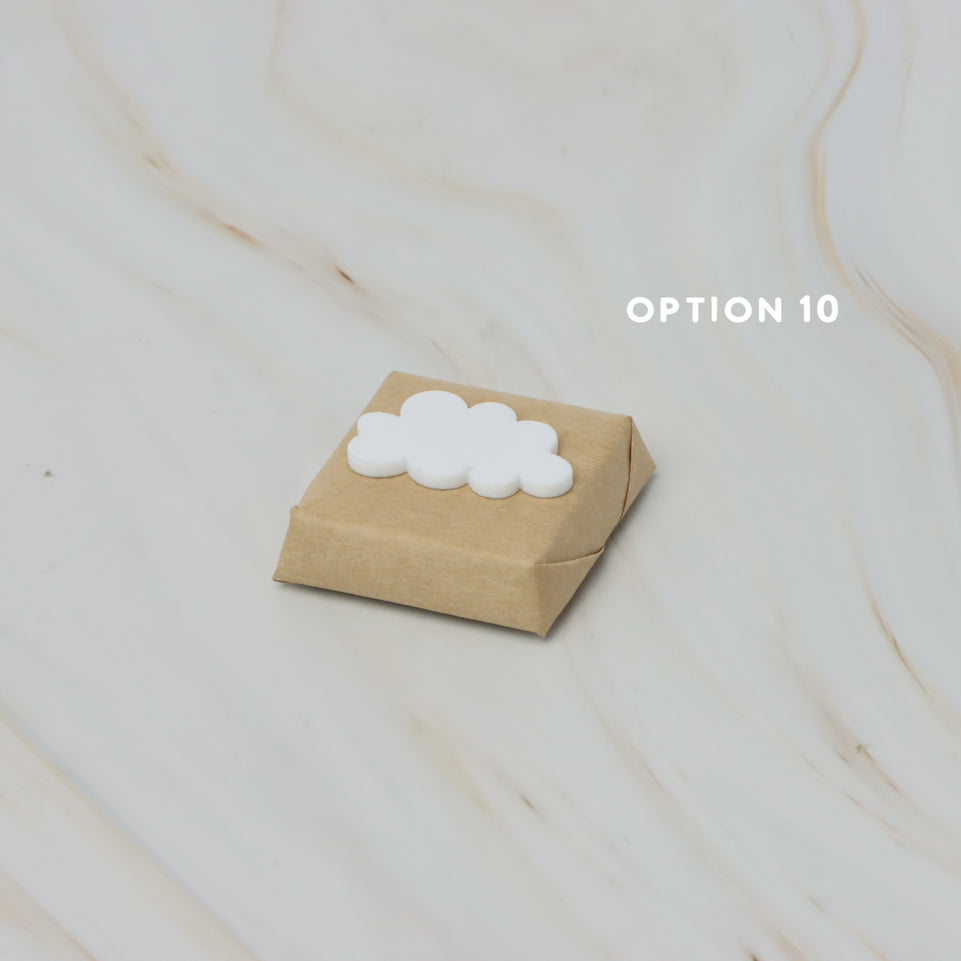 Baby acrylic cloud decorated premium chocolate