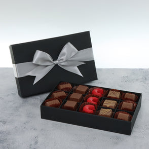 Premium chocolate 15-pc black hard bo...