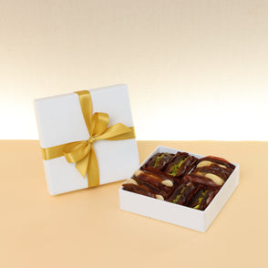 Set of 15 Premium nut stuffed dates 4...