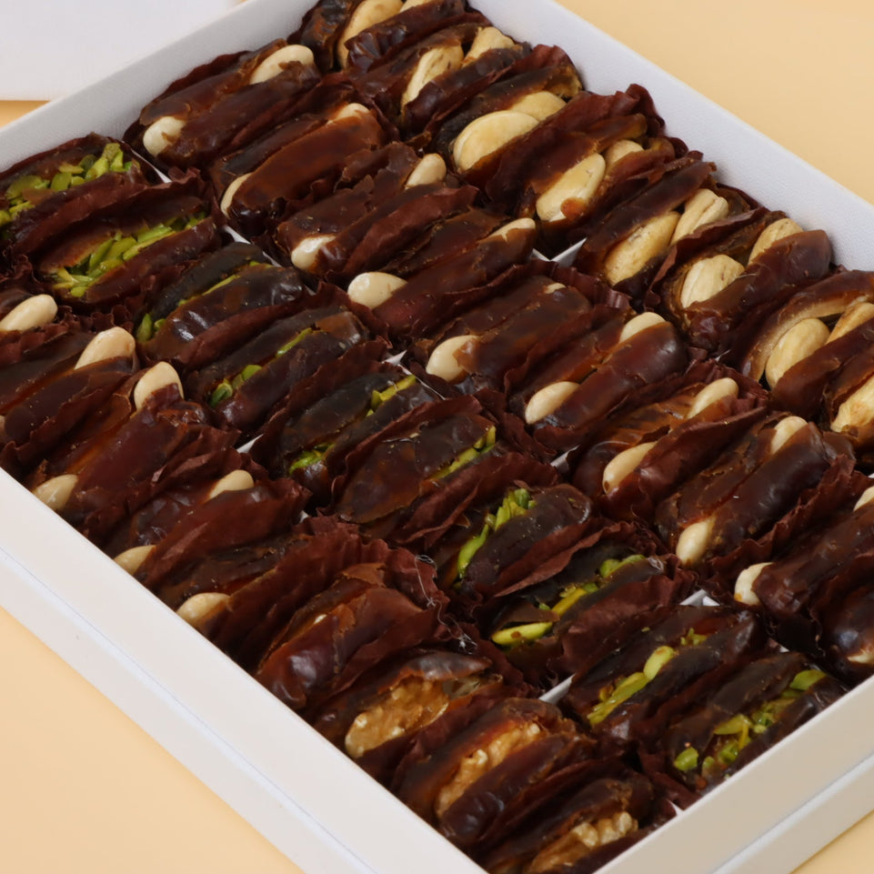 Premium nut stuffed dates white 20-pc hard box with silver ribbon