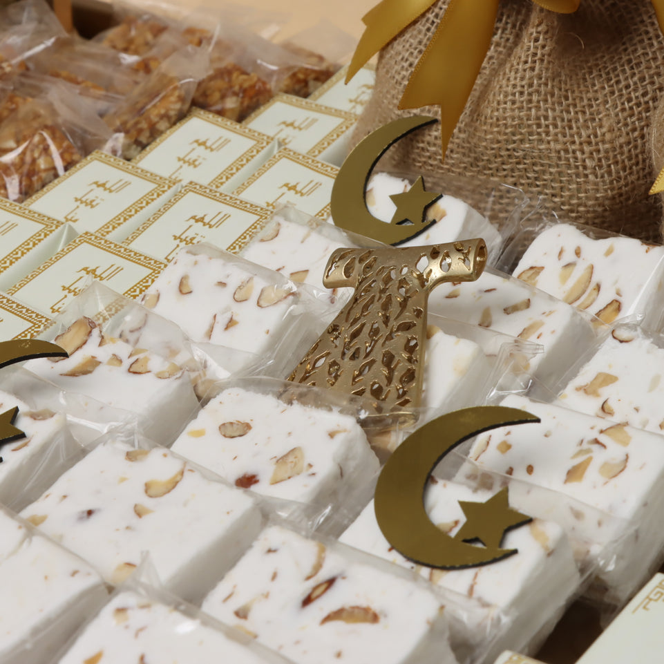 Omra chocolate & sweets wood tray