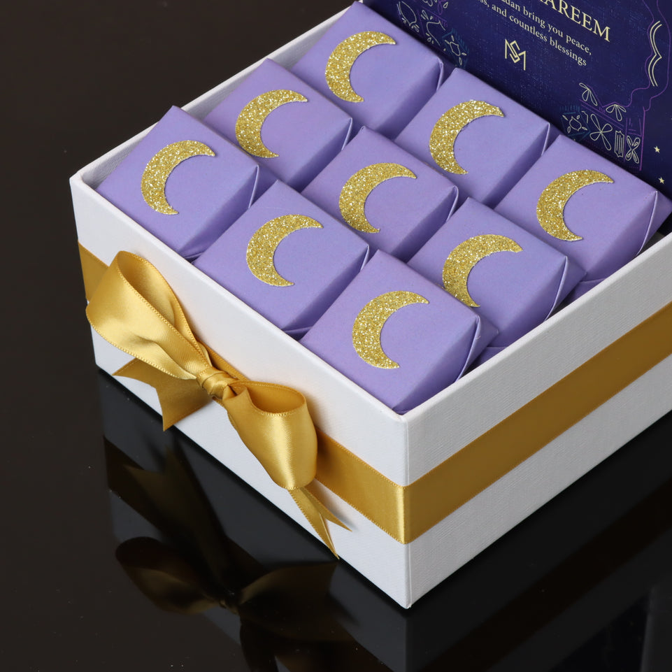 Corporate customized Ramadan kareem designed chocolate small hamper