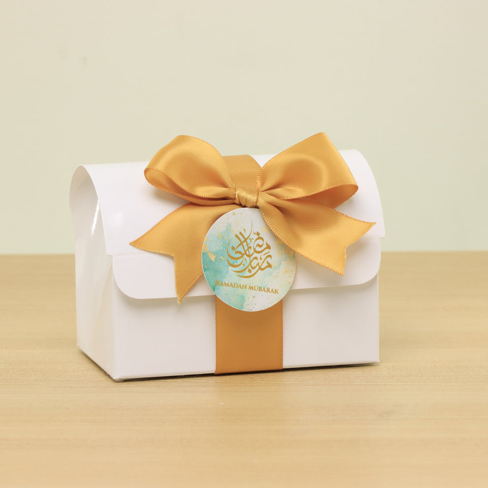 Set of 20 Ramadan Eid Mubarak designed premium nut stuffed dates chest box giveaway