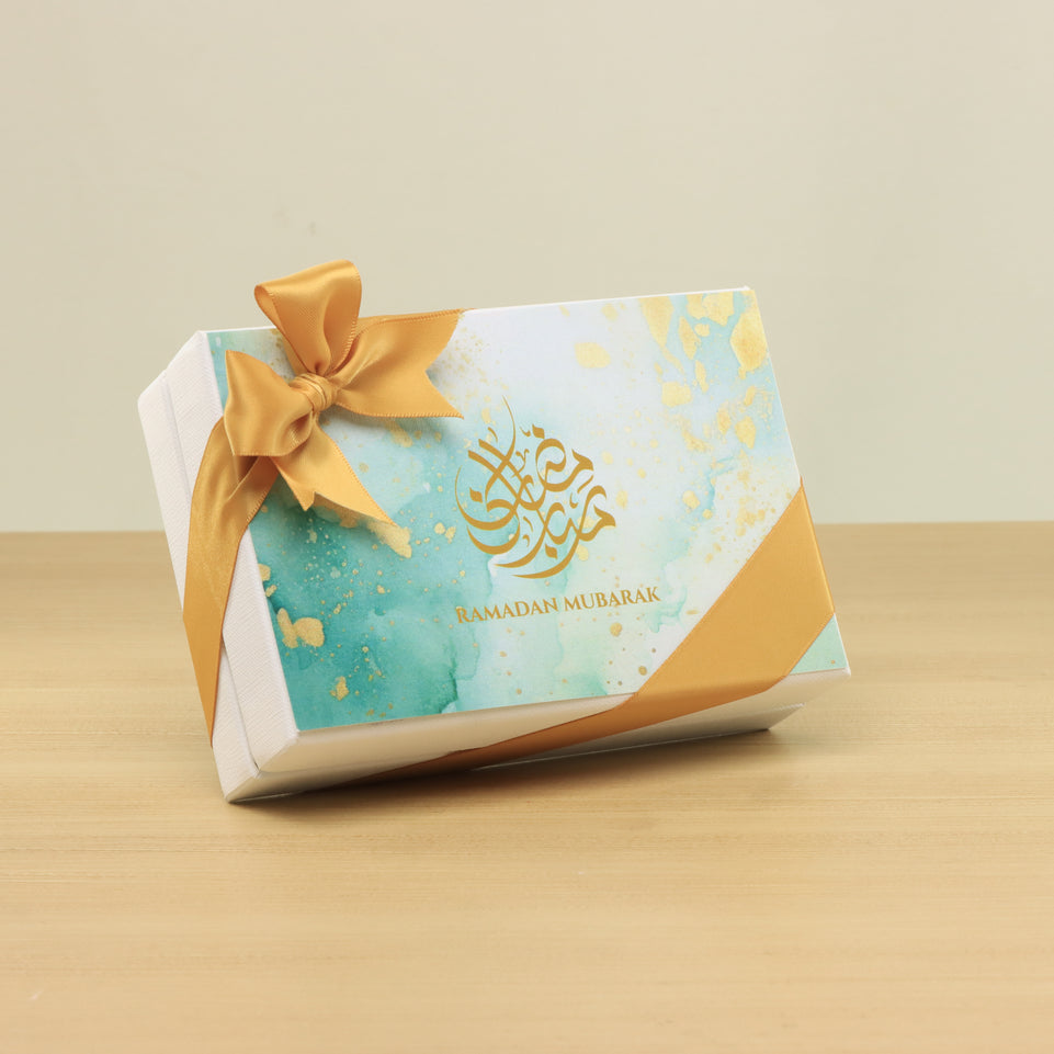 Set of 8 Ramadan Eid Mubarak designed premium nut stuffed dates 6P hard box giveaway