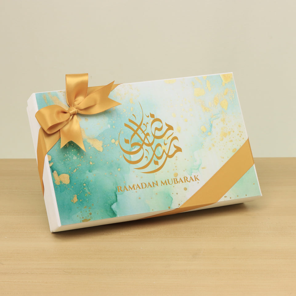 Ramadan Mubarak designed premium nut stuffed dates 15P hard box