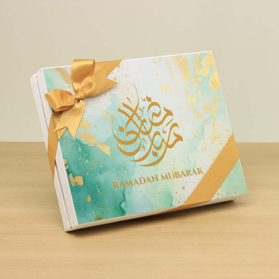 Ramadan Mubarak designed premium nut stuffed dates 20P hard box