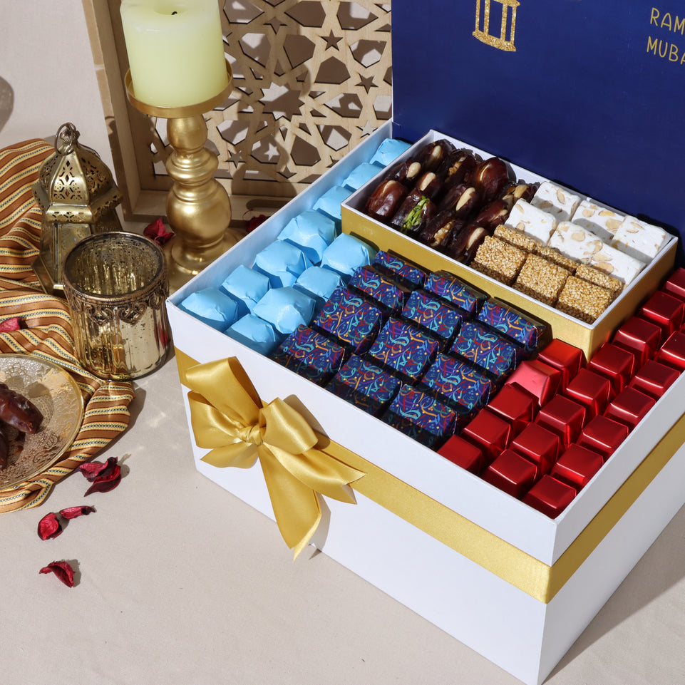 Ramadan mubarak designed chocolate & sweets extra large hamper