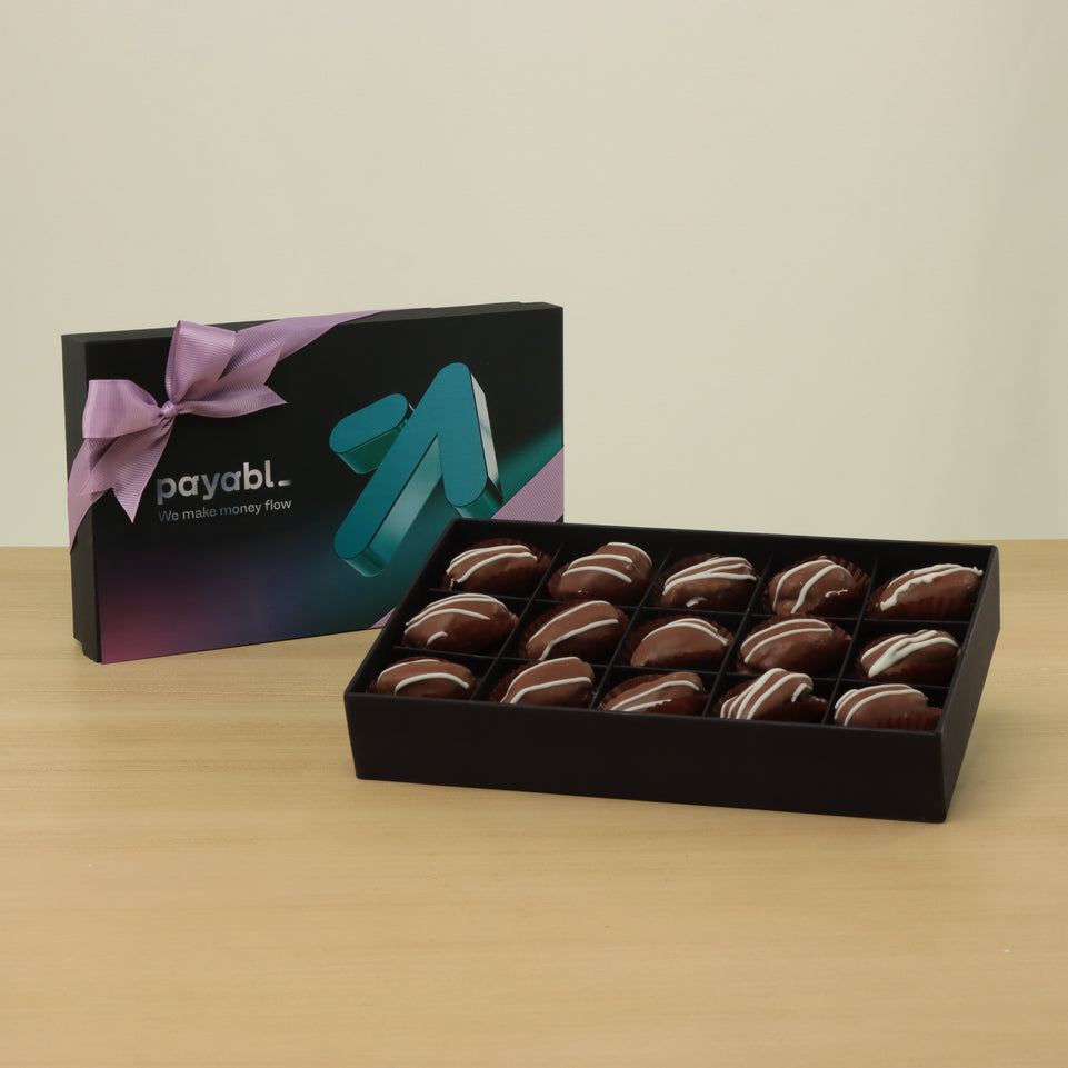 Set of 4 Corporate customized premium chocolate coated dates 15P hard box