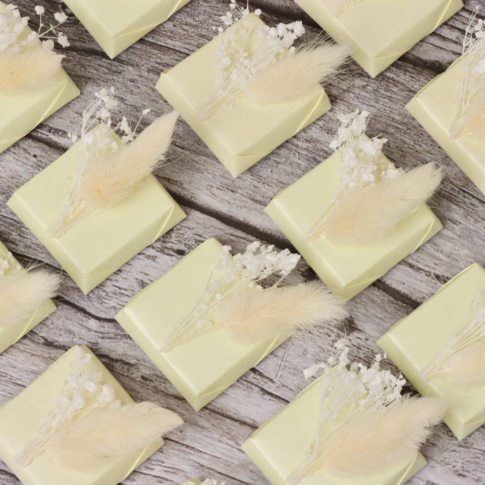 Bridal decorated premium chocolate