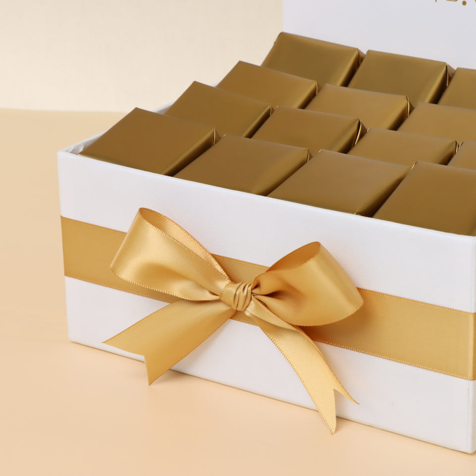 Season's greetings wreath designed premium chocolate medium hamper