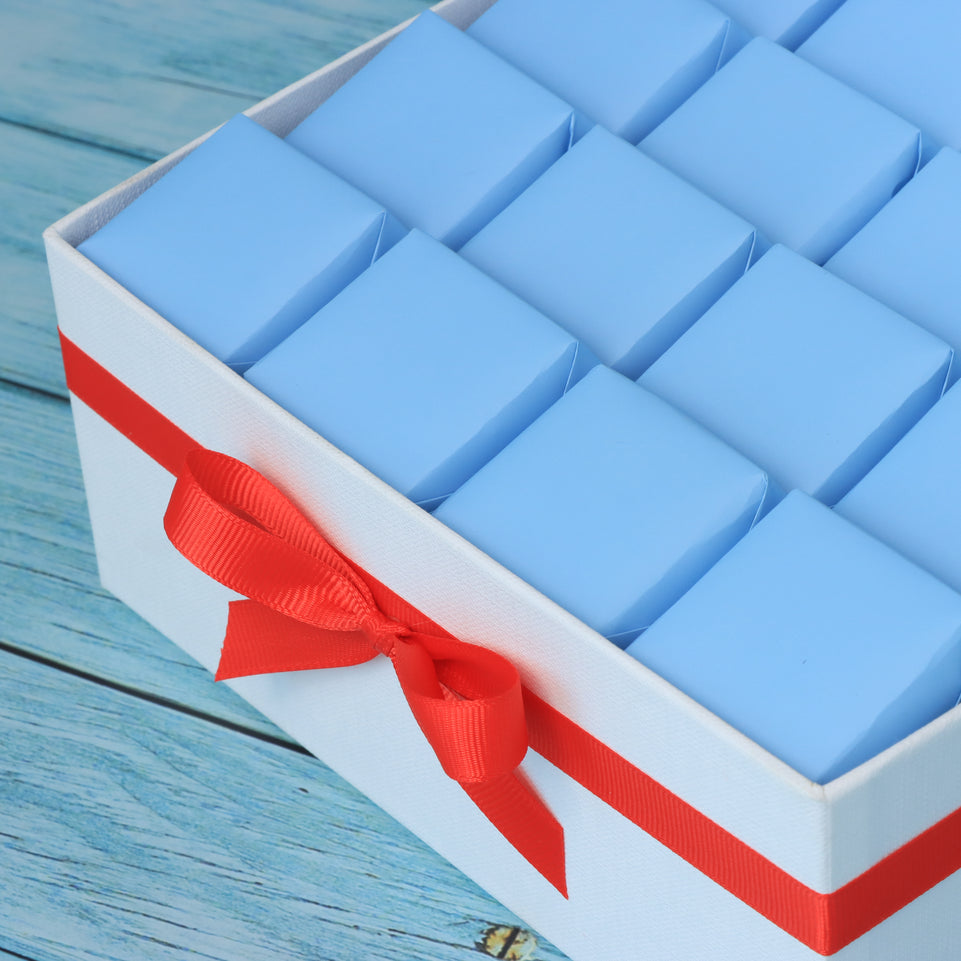 Season's greeting designed premium chocolate medium hamper