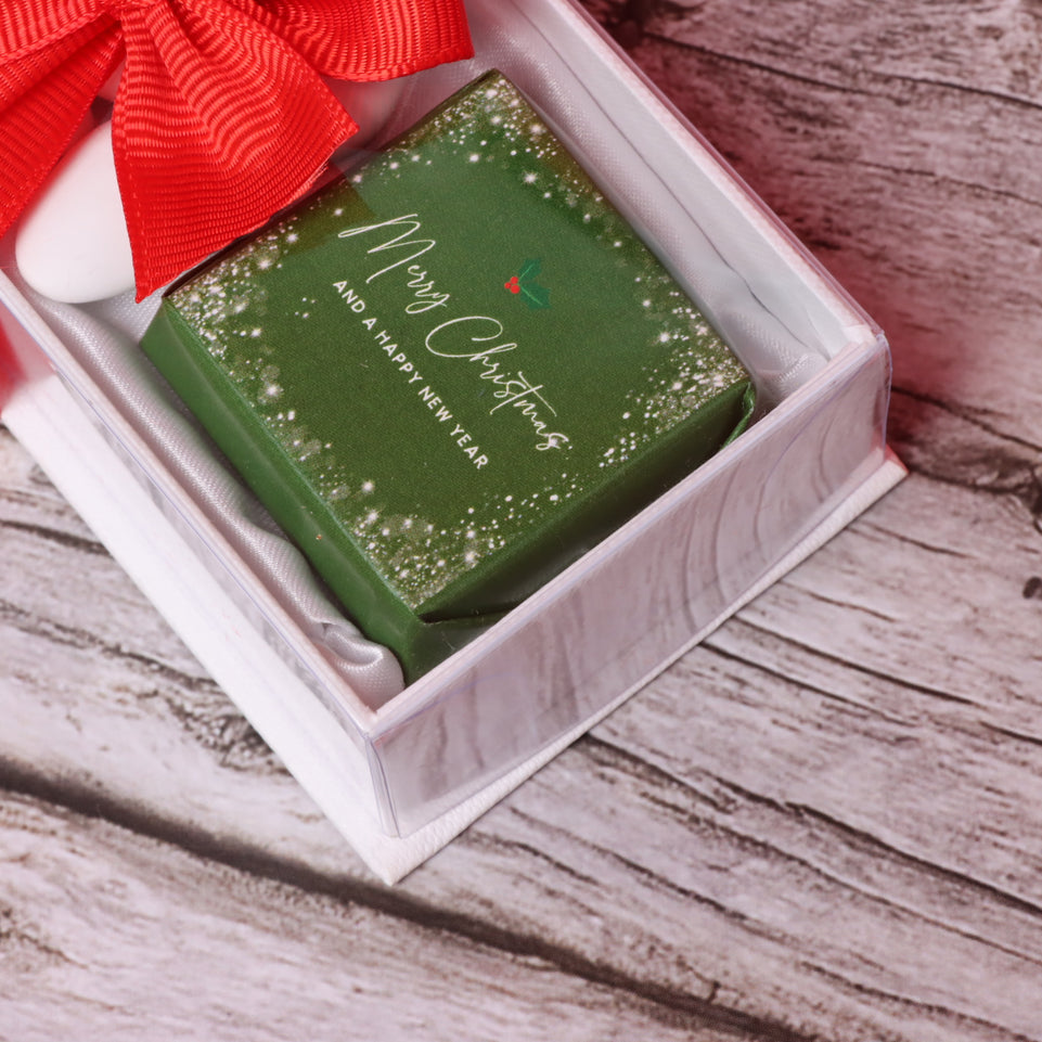 Set of 20 Merry Christmas & happy new year designed chocolate & almond dragees view top box