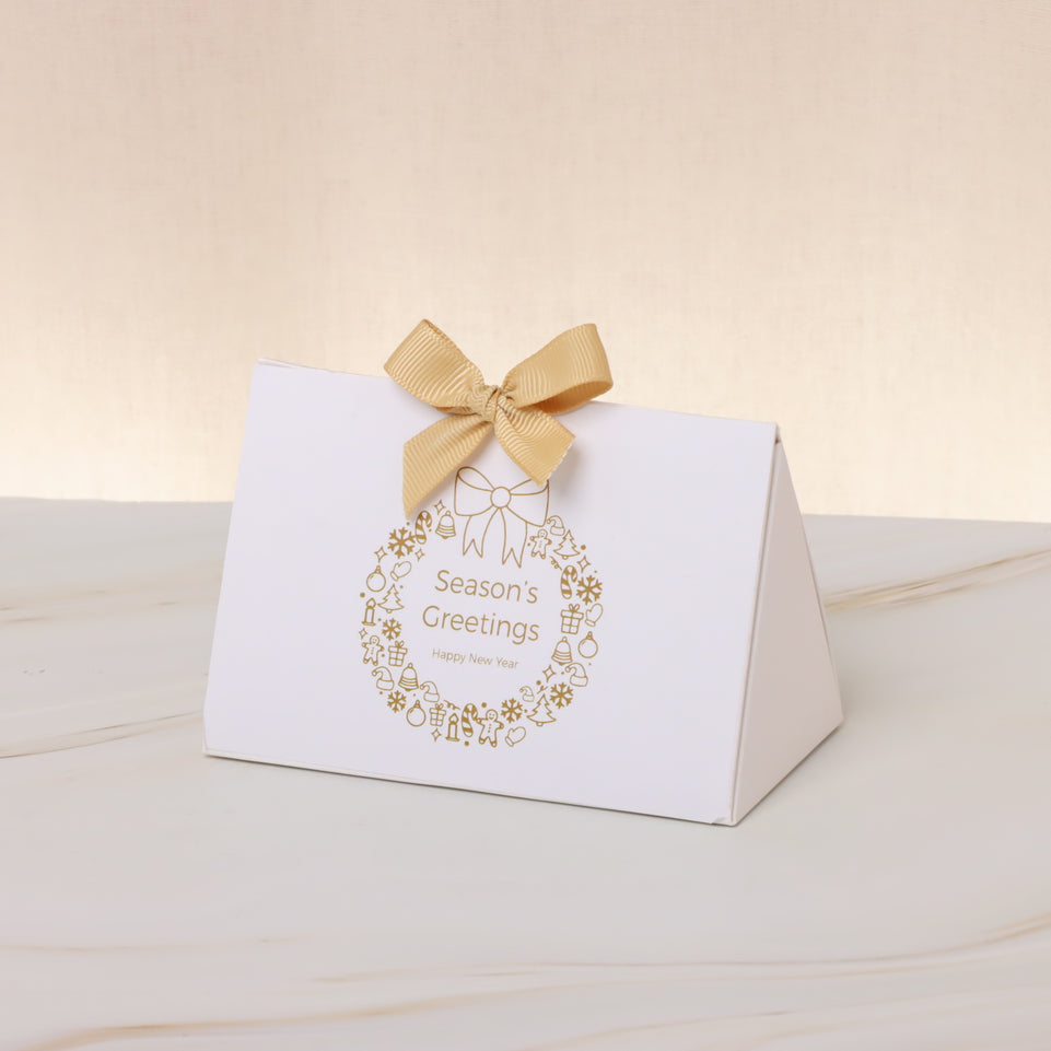 Set of 20 Season's greetings wreath designed premium chocolate triangle box giveaway