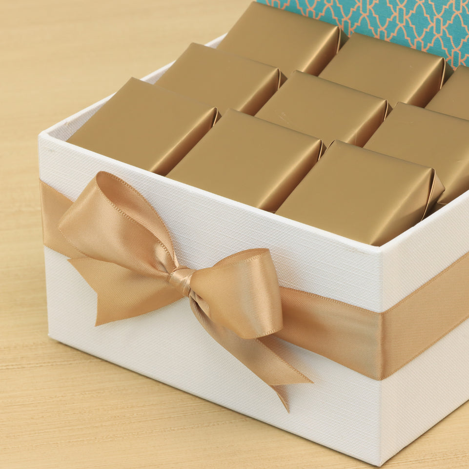 Ramadan Mubarak designed premium chocolate small hamper