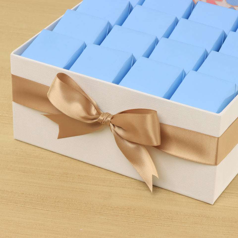 Ramadan Mubarak designed premium chocolate medium hamper