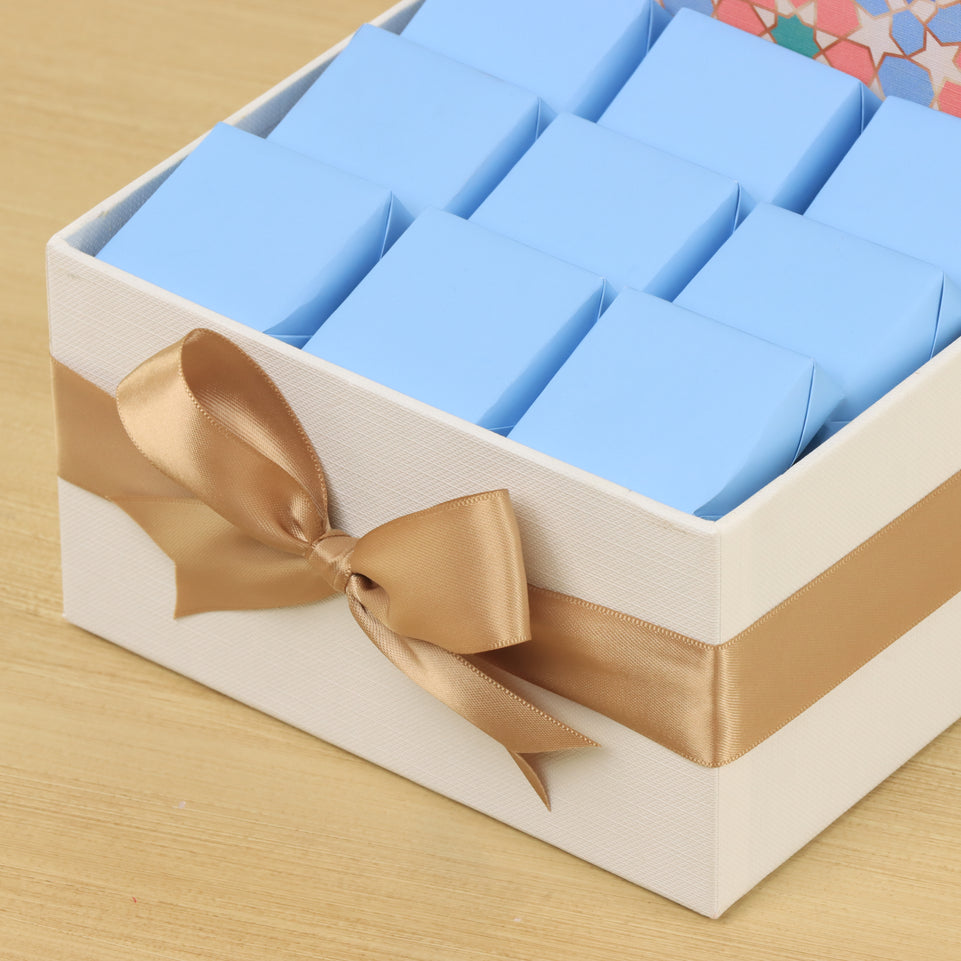 Ramadan Mubarak designed premium chocolate small hamper