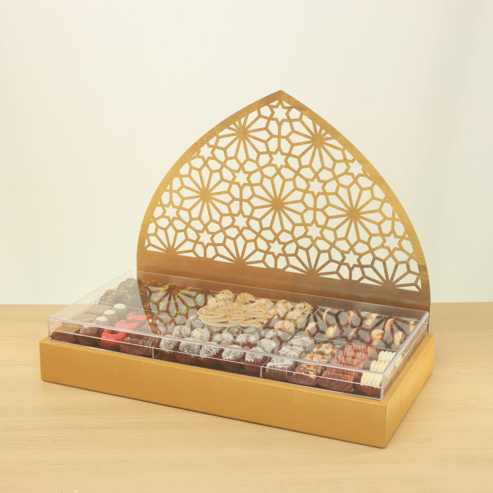Ramadan Mubarak premium chocolate & sweets medium tray