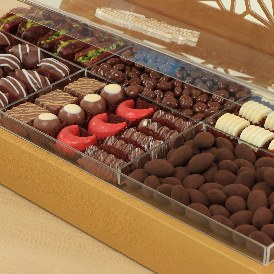 Ramadan Mubarak designed premium chocolate & sweets medium tray