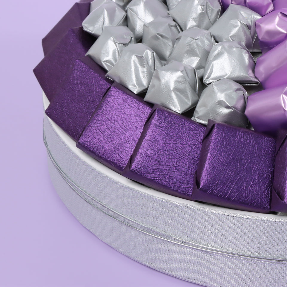 Luxury happy birthday decorated premium chocolate round tray