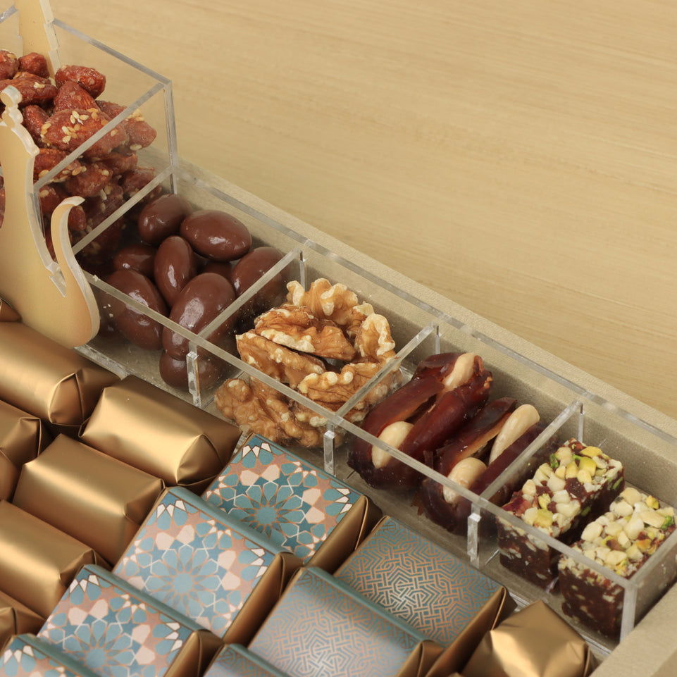 Ramadan Mubarak designed premium chocolate & sweets medium tray