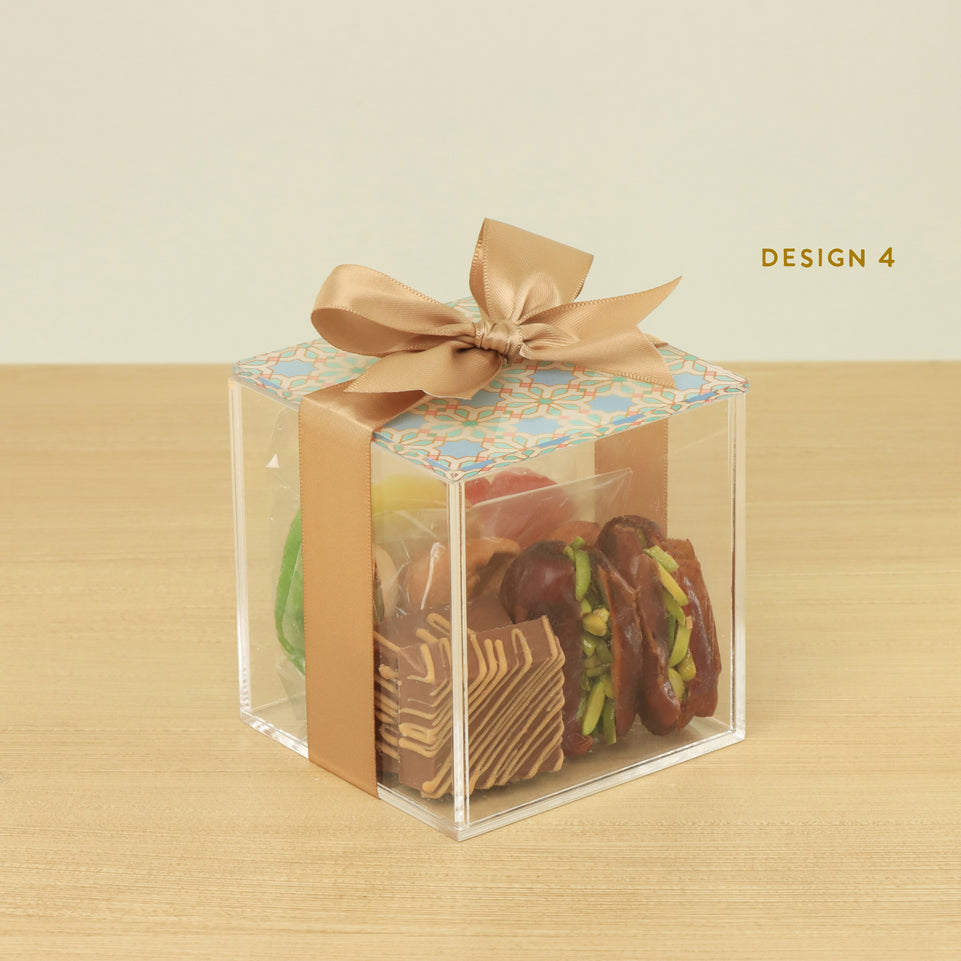 Set of 20 Ramadan Mubarak designed premium chocolate, dates & nuts acrylic box