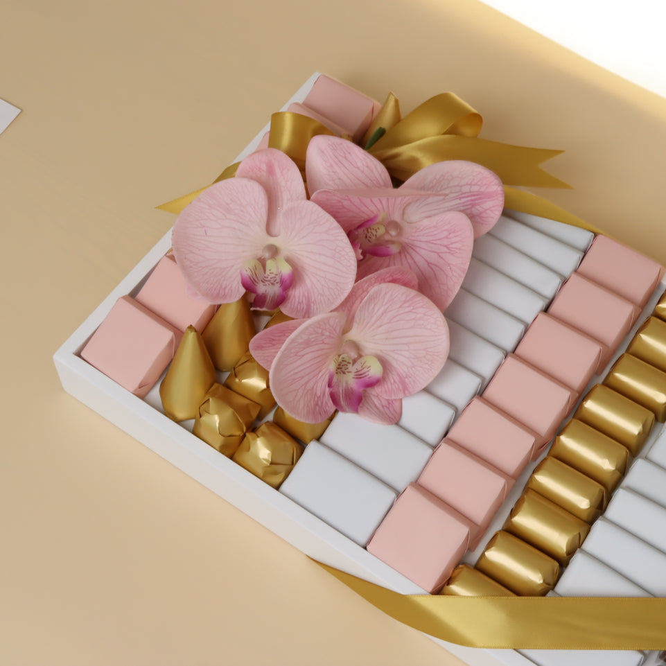 Flower decorated premium chocolate medium leather tray