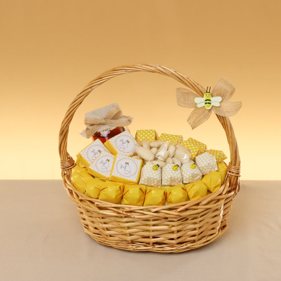 Bee chocolate small baby basket