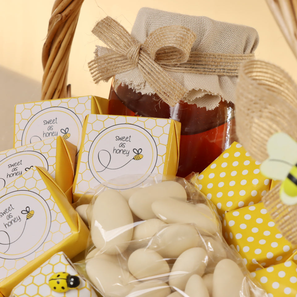 Bee chocolate small baby basket